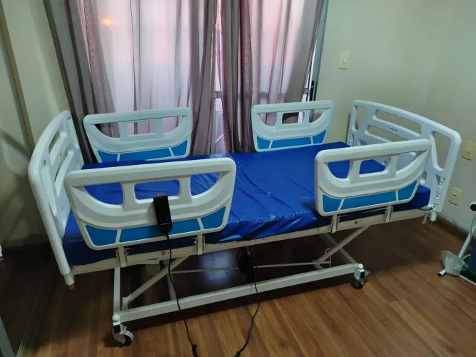 Cama elétrica hospitalar