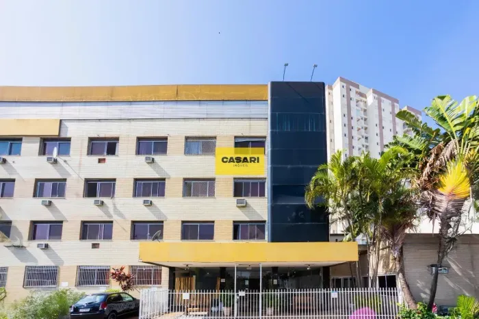 Prédio Comercial Locado à Venda na Av. Álvaro Guimarães Ideal para Investidores