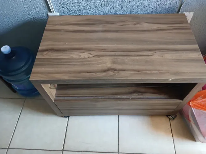 Rack Madeira Maciça com Painel