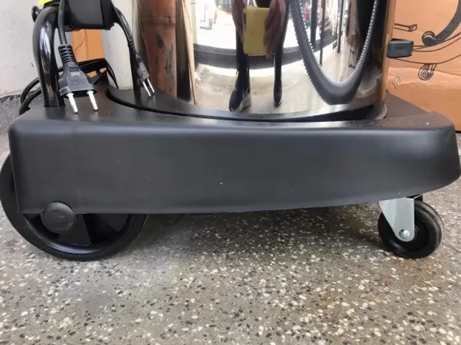 Aspirador De Hidropó Schulz Pó E Líquidos 50L 1200w 220V