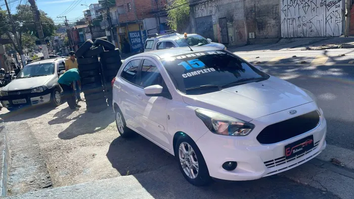 Ford KA 1.0 SEL Tivct Flex 5P 2015