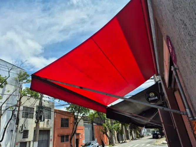 Toldo de 3 metros vermelho, completo so pegar e instalar 