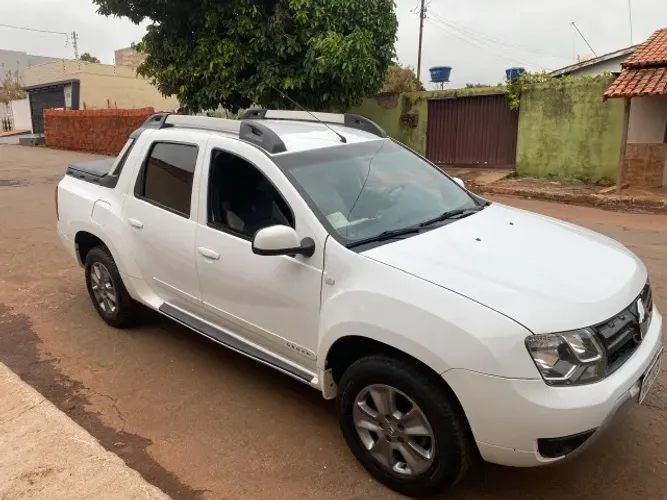 Renault Duster Oroch Dyna. 2.0 Hi-flex 16V Mec. 2019