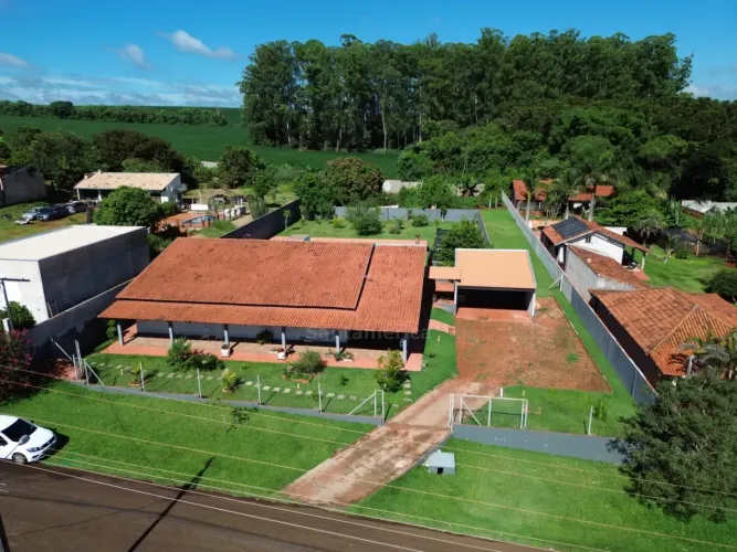 Chácara à venda com casa de 4 Quartos no Condomínio Amigos Salto da Mata, na Região Sul de