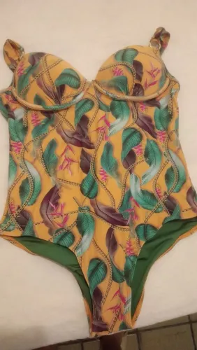 Maiô feminino