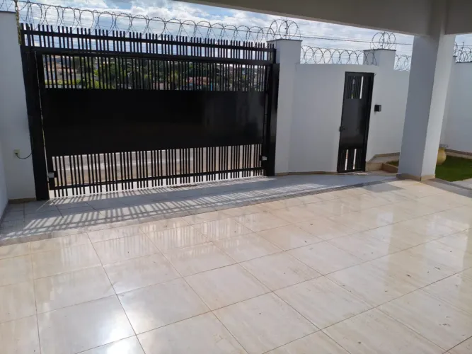 Casa 20 de Agosto - Aluguel direto com o Proprietário 