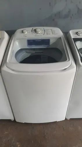 Linda máquina de lavar Electrolux 17kg revisada com garantia....