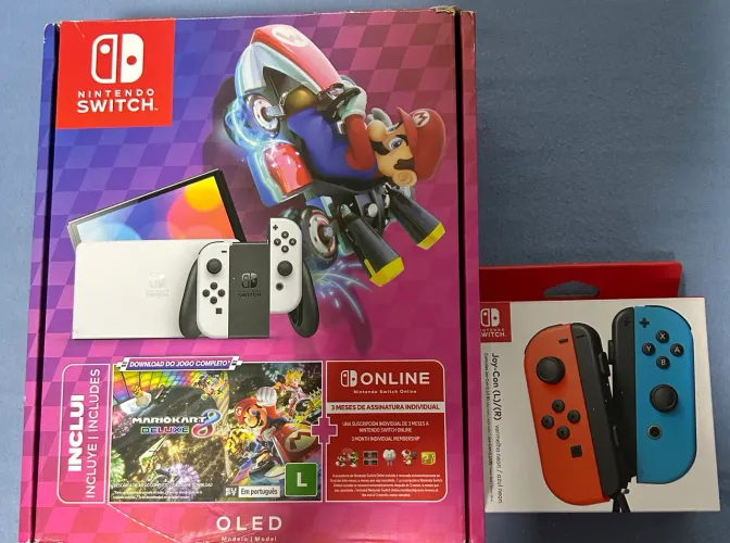Nintendo Switch OLED + microSD 164GB + Joy-Cons + acessórios  
