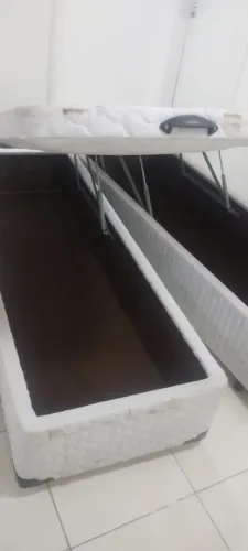 Base Cama Box Baú Casal Bipartido usada sem colchão 