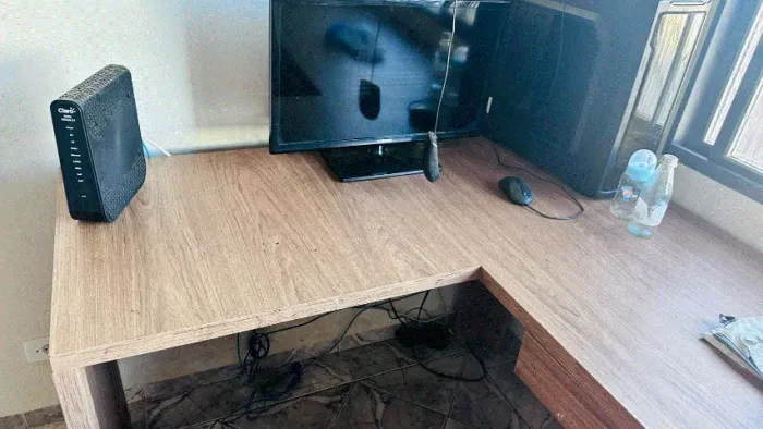 MESA DE ESCRITORIO