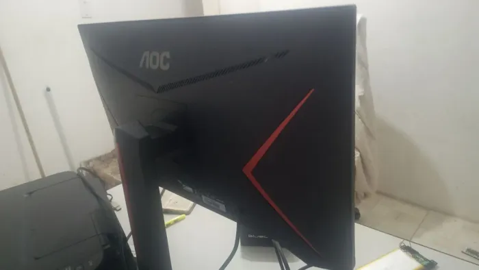 Monitor 24' AOC Hero 144hz