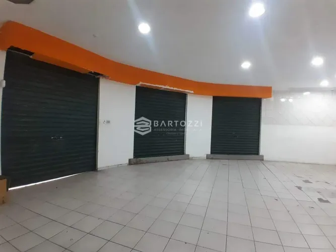SALÃO COMERCIAL 560M² B SANTA MARIA SCSUL