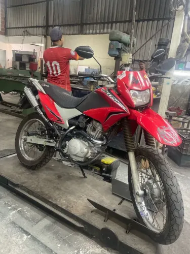 Vendo cano esportivo de Bros 2010 completo 