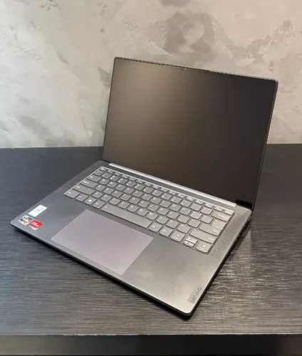 Notebook Lenovo Yoga 14"