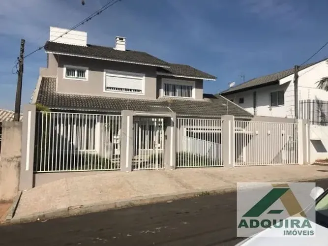 Sobrado para Venda e Locação Mobiliado de Alto Padrão com Piscina ? Vila Estrela