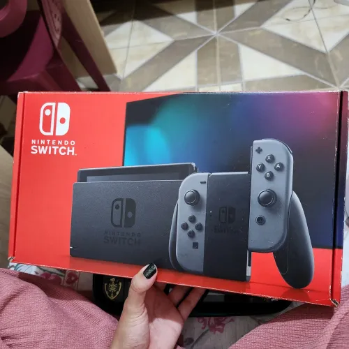 Nintendo V1 128GB em bom estado