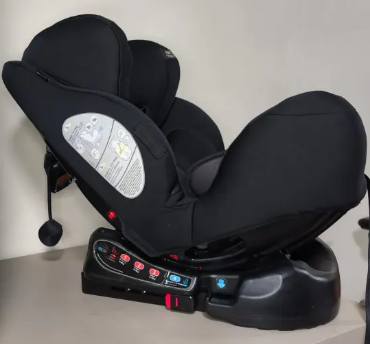 Cadeirinha de carro Reclinável com Isofix 