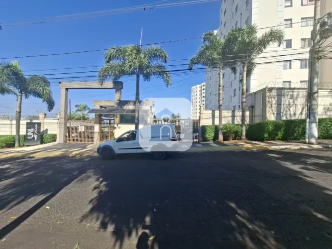 Apartamento com 48m² para locação no bairro Roosevelt