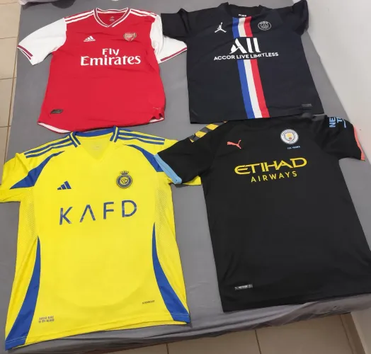 4 camisas de time