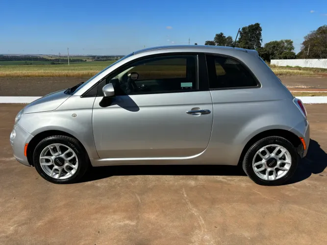 Fiat 500 Cult 1.4 Flex 8V EVO Dualogic 2012