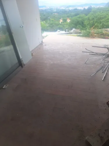 Piso taco de madeira