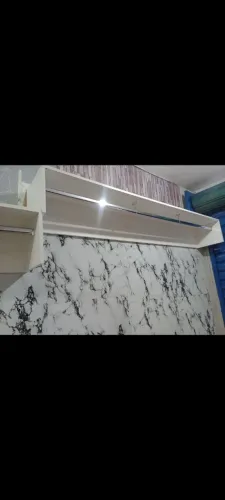 Vendo móveis planejados para pendurar roupas