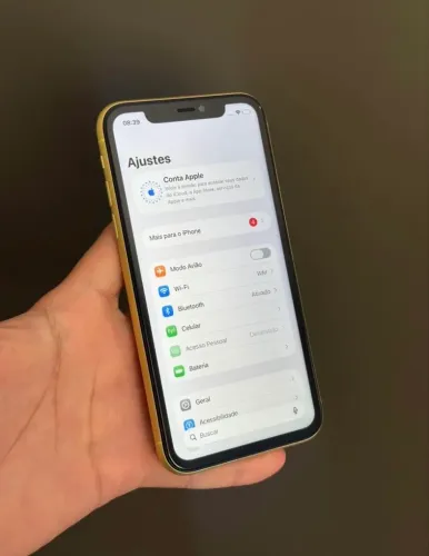 iPhone 11