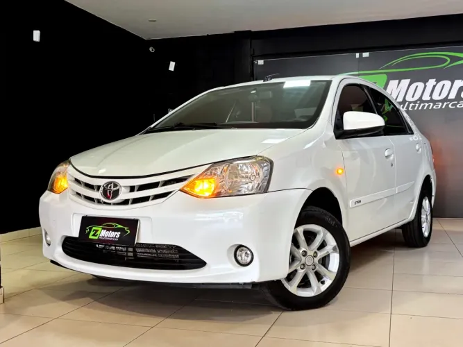 Toyota Etios XS 1.5 Flex 16V 5P Mec. 2017