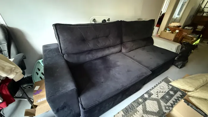 Sofá retrátil preto