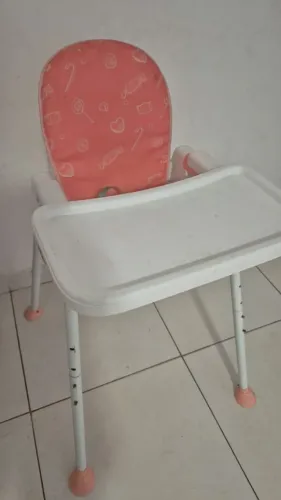 Ótima cadeira. Falta só suporte dos pés