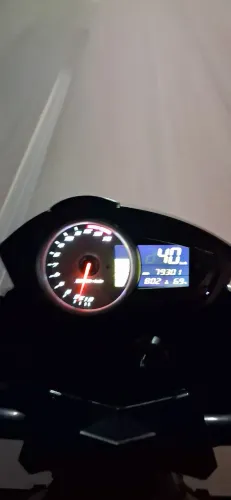 Vende se ou troa por carro !