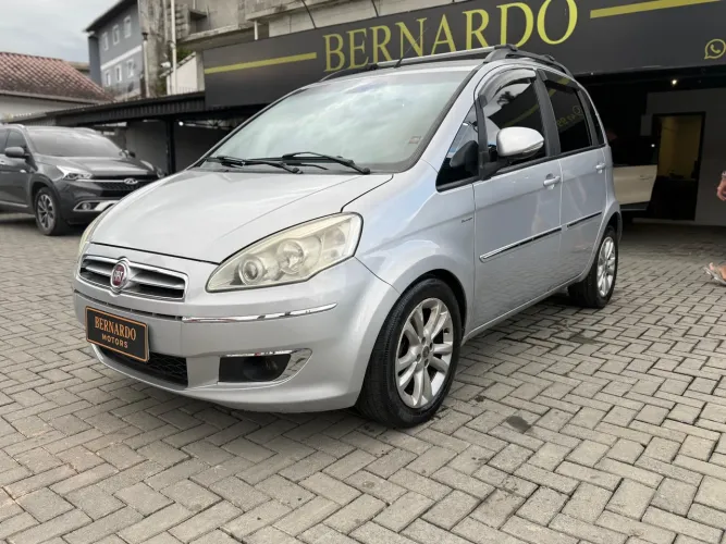 Fiat Idea Essence 1.6 Flex 16V 5P 2014