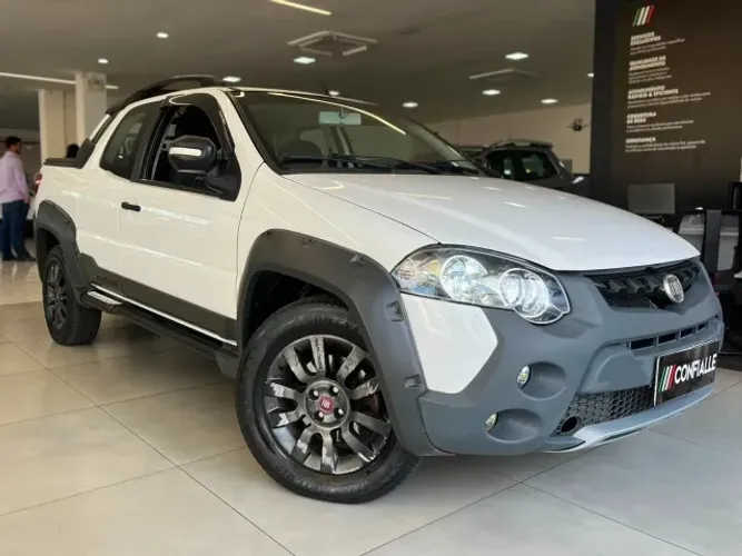 Fiat Strada Adventure1.8/ 1.8 Locker Flex CD 2016