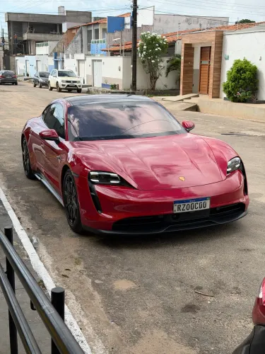 Porsche Taycan Turbo (elétrico) 2021