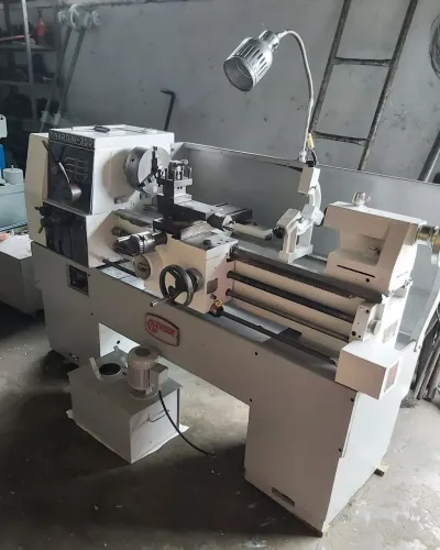 Torno Nardini 350