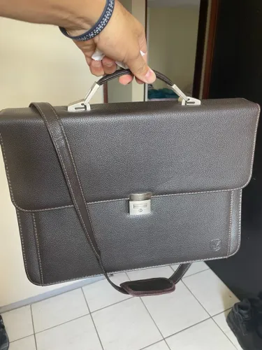 Bolsa tipo maleta