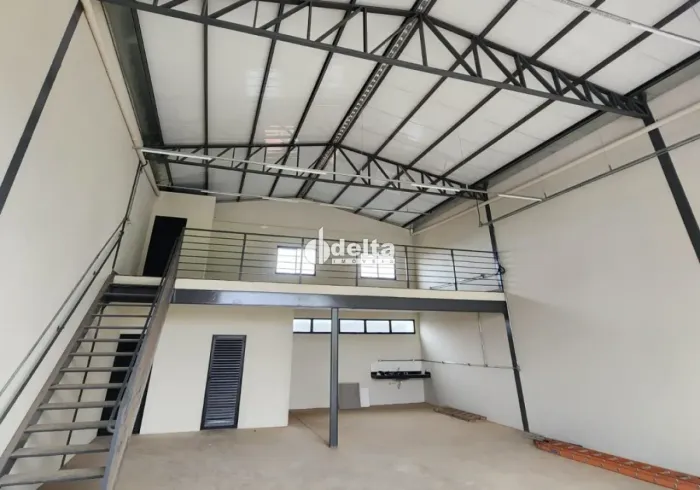 Galpão disponível para venda e locação no bairro Grand Ville em Uberlândia - MG