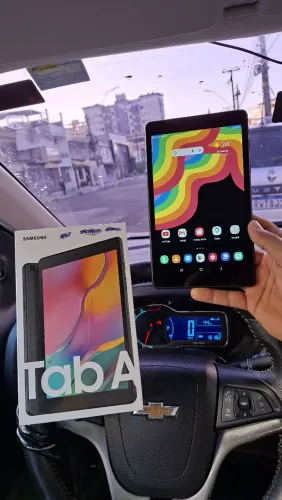 TABLET TAB A SAMSUNG pega chip faz ligacao 8 polegadas e 32Gbs com capa e carregador