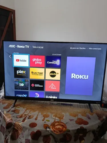 Vendo smart Roku TV AOC 32" em perfeitas condições