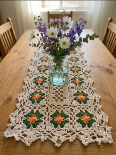 Trilho de Mesa Croche Luxo