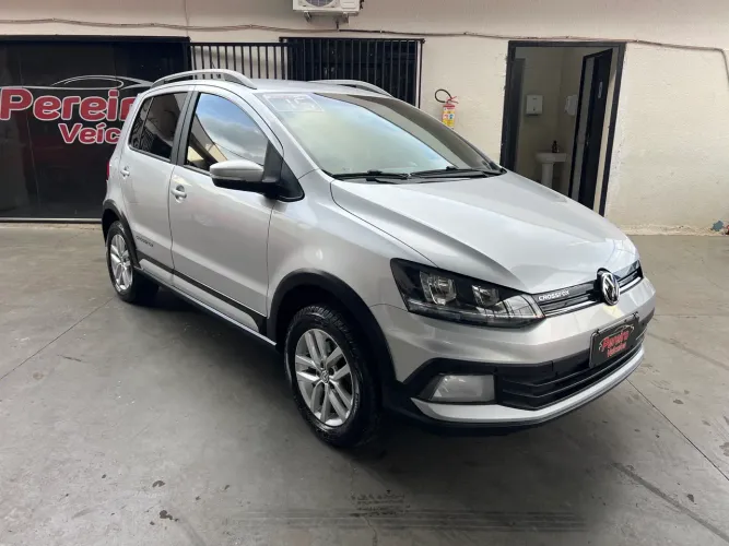 Volkswagen Crossfox I Motion 1.6 T. Flex 16V 5P 2015