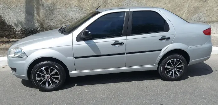 Fiat Siena EL Celeb. 1.0 MPI Fire Flex 8V 4P 2015