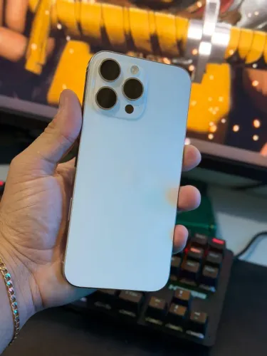 Iphone 16 Pro Max 256GB - Titanium Branco