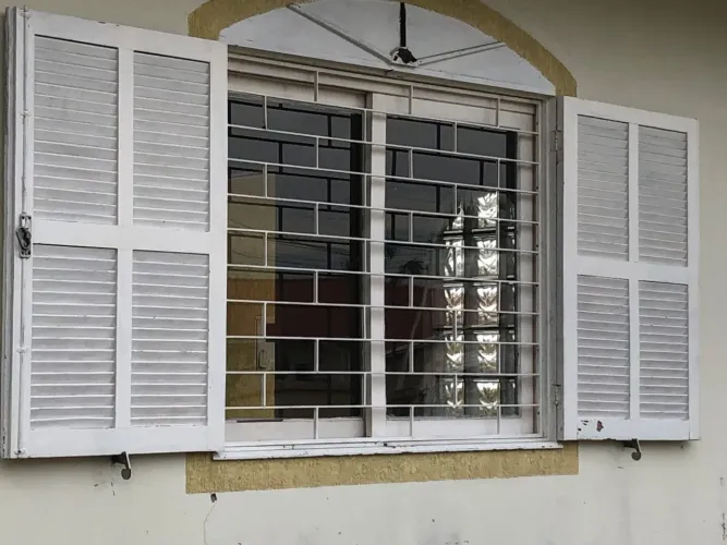 Janelas e portas
