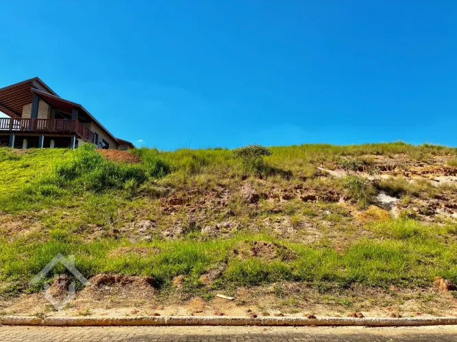 Terreno a venda no condomínio Terras de Santa Mariana em Caçapava - SP