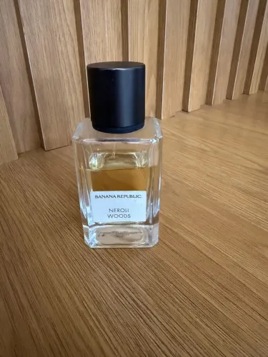 Banana republic Neroli Woods