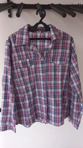Camisas xadrez diversas tam P e M