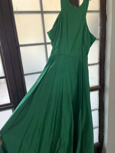 Vestido verde de festa