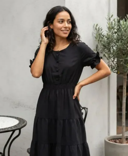 Vestido Preto C/ Lastex Na Cintura. Tamanho G (Usado)