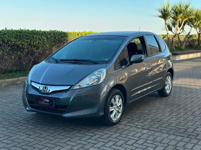 Honda Fit LX 1.4/ 1.4 Flex 8v/16v 5P Aut. 2014